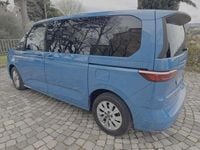 Usata VW Multivan 150 CV (110 kW) 2022 Blu/azzurro Monovolume