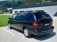 Usata Chrysler Grand Voyager 150 CV (110 kW) 2006 Nero Monovolume