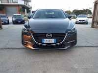 Usata Mazda 3 Exceed 105 CV (77 kW) 2017 Grigio Berlina