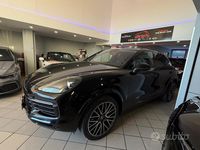 Usata Porsche Cayenne Platinum Edition 340 CV (250 kW) 2019 Nero SUV