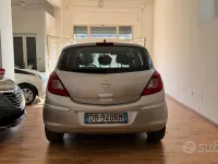 Usata Opel Corsa Cosmo 80 CV (58 kW) 2006 Grigio Utilitaria