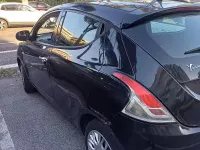 Usata Lancia Ypsilon 69 CV (50 kW) 2017 Nero Utilitaria