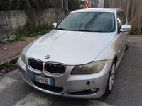 Usata BMW 318 143 CV (105 kW) 2011 Grigio Station wagon