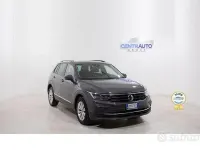 Usata VW Tiguan Life 122 CV (89 kW) 2022 Grigio SUV