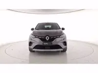 Usata Renault Captur Intens 143 CV (105 kW) 2022 Grigio cenere SUV