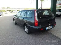 Usata Mitsubishi Lancer Comfort Edition 98 CV (72 kW) 2005 Grigio Station wagon