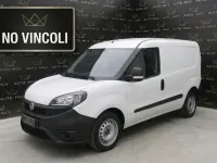 Usata Fiat Doblò Lounge 105 CV (77 kW) 2020 Bianco Monovolume