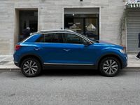 Usata VW T-Roc 150 CV (110 kW) 2018 Blu SUV