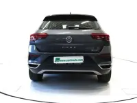 Usata VW T-Roc Advance 150 CV (110 kW) 2020 Grigio/nero SUV