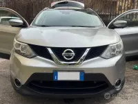 Usata Nissan Qashqai N-Connecta 110 CV (80 kW) 2016 Grigio SUV