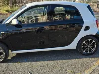 Usata Smart ForFour Passion 71 CV (52 kW) 2015 Nero Utilitaria