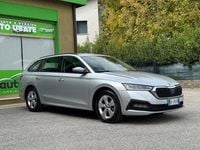 Usata Skoda Octavia 116 CV (85 kW) 2022 Argento Station wagon