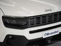 Nieuw Jeep Avenger Altitude 101 PK (74 kW) 2026 Wit SUV
