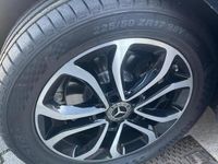 Usata Mercedes C180 122 CV (89 kW) 2019 Nero Berlina