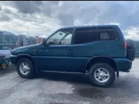 Usata Nissan Terrano 101 CV (74 kW) 1995 Verde SUV