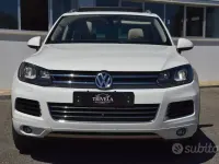 Usata VW Touareg 239 CV (175 kW) 2011 Bianco SUV
