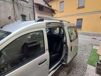 Usata Dacia Dokker Stepway 95 CV (69 kW) 2019 Grigio Monovolume