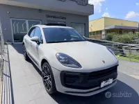 Usata Porsche Macan Edition 265 CV (194 kW) 2023 Grigio SUV