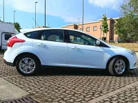 Usata Ford Focus 116 CV (85 kW) 2011 Bianco Berlina