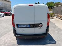 Usata Fiat Doblò 105 CV (77 kW) 2017 Bianco Monovolume