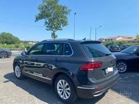Usata VW Tiguan Life 150 CV (110 kW) 2021 Grigio scuro SUV