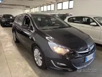 Usata Opel Astra 136 CV (100 kW) 2014 Nero Station wagon