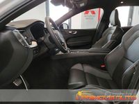 usata Volvo XC60 B4 (d) AWD Geartronic R-design