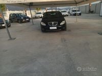 Usado Lancia Ypsilon 75 HP (55 kW) 2007 Preto Citadino