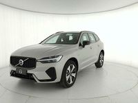 Nuova Volvo XC60 Plus 253 CV (186 kW) 2025 Silver dawn SUV