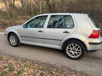 Usata VW Golf IV 90 CV (66 kW) 1999 Grigio Berlina
