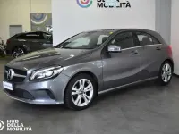 Usata Mercedes A180 109 CV (80 kW) 2017 Grigio Berlina