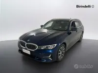 Usata BMW 318 Luxury Line 150 CV (110 kW) 2020 Tanzanite blue metallizzato Station wagon