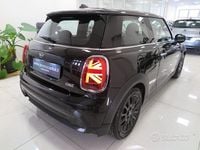 Usata Mini ONE Classic 102 CV (75 kW) 2021 Nero Utilitaria