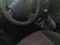 Usata Ford Fiesta 68 CV (50 kW) 2006 Nero Utilitaria