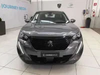 Usata Peugeot 2008 Active 131 CV (96 kW) 2020 Grigio platinum SUV