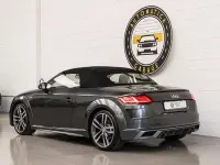 Usata Audi TT Roadster 197 CV (144 kW) 2020 Grigio scuro Cabrio