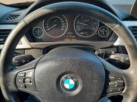 Begagnad BMW 318 Sport Line 143 HK (105 kW) 2014 Svart Kombi
