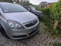 Usata Opel Zafira 2007 Grigio Monovolume