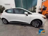 Käytetty Renault Clio IV 73 HP (53 kW) 2013 Valkoinen Sedan