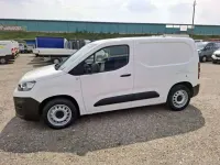 Usata Citroën Berlingo 131 CV (96 kW) 2022 Bianco Monovolume