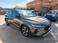 Usata Ford Focus Active 120 CV (88 kW) 2022 Grigio Station wagon