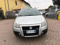 Usata Fiat Sedici 120 CV (88 kW) 2008 Grigio SUV