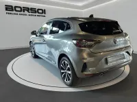 Usata Renault Clio V Techno 91 CV (66 kW) 2025 Grigio scisto Berlina