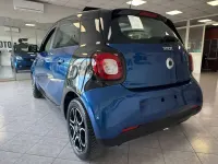 Usata Smart ForFour Passion 90 CV (66 kW) 2017 Blu/azzurro Utilitaria