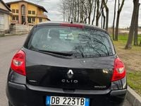 Usata Renault Clio II 98 CV (72 kW) 2006 Nero Berlina