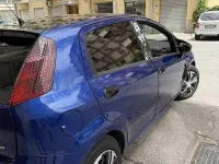 Usata Fiat Grande Punto 90 CV (66 kW) 2009 Bluazzurro Utilitaria