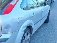 Usata Ford Focus 116 CV (85 kW) 2006 Grigio Berlina