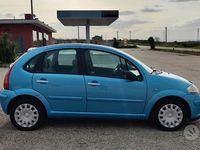 Usata Citroën C3 Exclusive 70 CV (51 kW) 2005 Blu Berlina