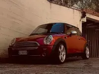 Usata Mini Cooper Seven 116 CV (85 kW) 2006 Rosso Utilitaria
