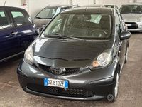 Usata Toyota Aygo 68 CV (50 kW) 2009 Blu Utilitaria